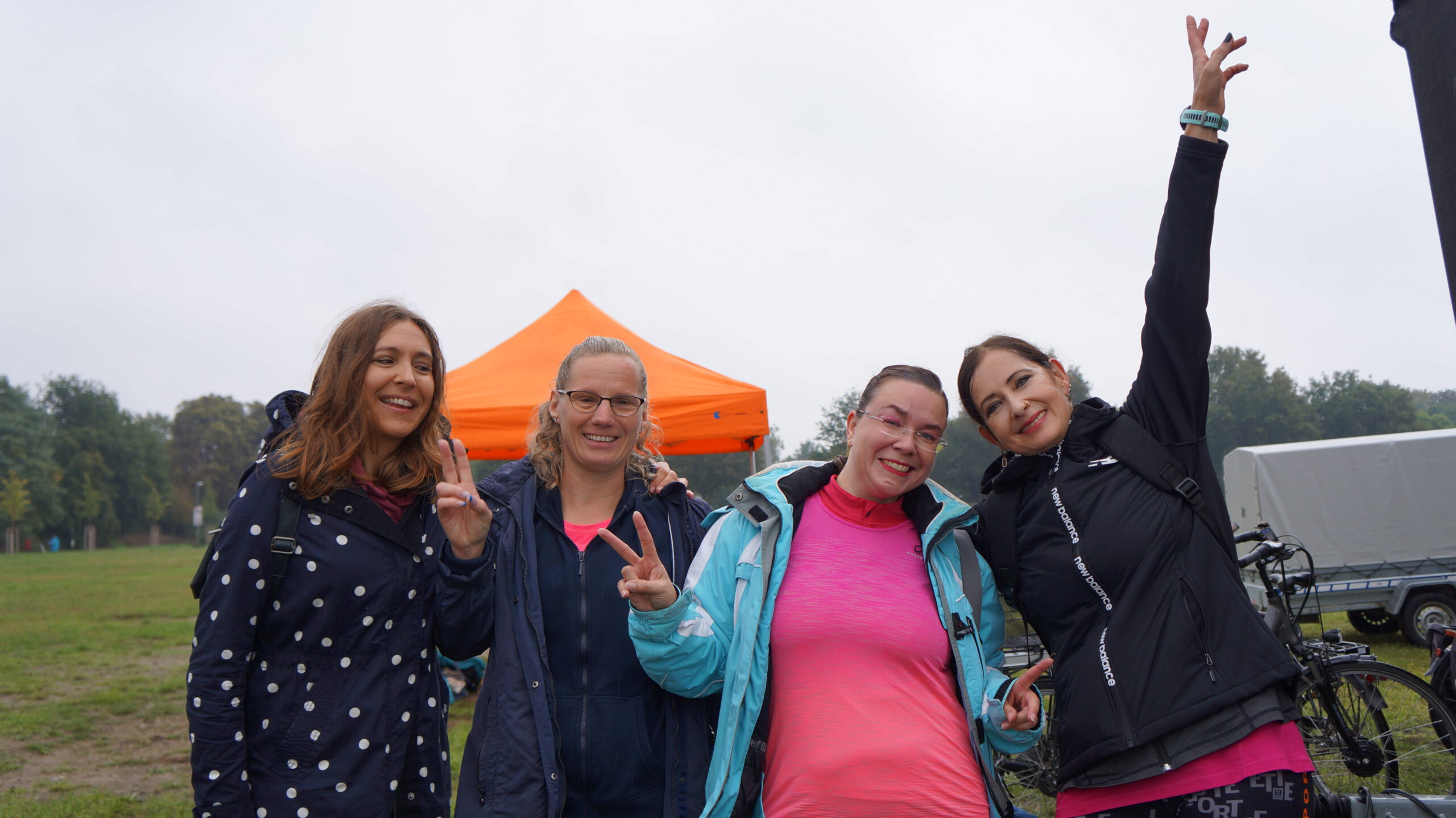Zumba-Trainerin Alexandra Hermann-Plickat und Team